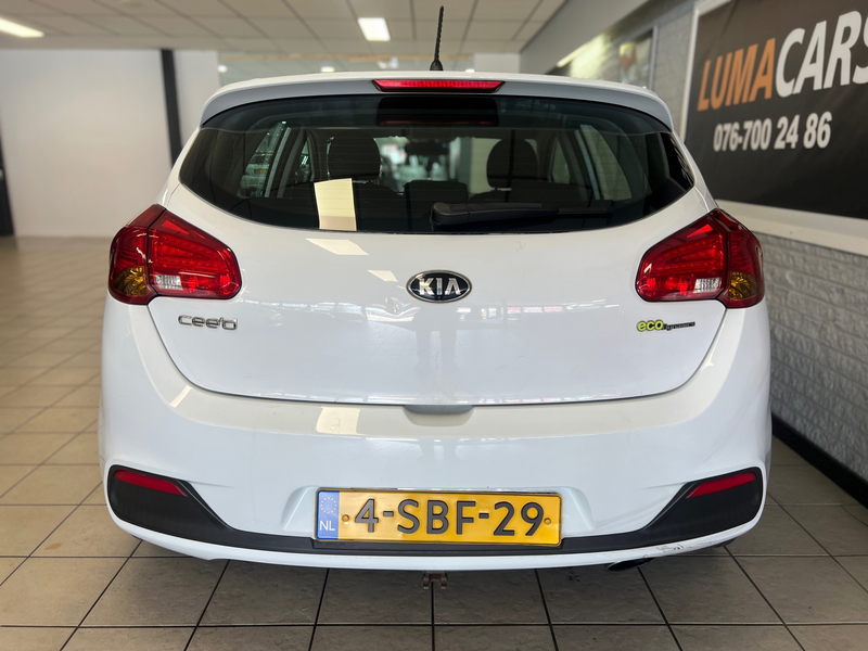 Kia Ceed / cee'd 1.6 GDI 20th Anniversary | Carplay |Cruise | 135pk — photo 8