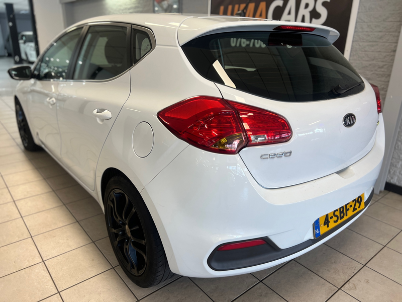 Kia Ceed / cee'd 1.6 GDI 20th Anniversary | Carplay |Cruise | 135pk — photo 7
