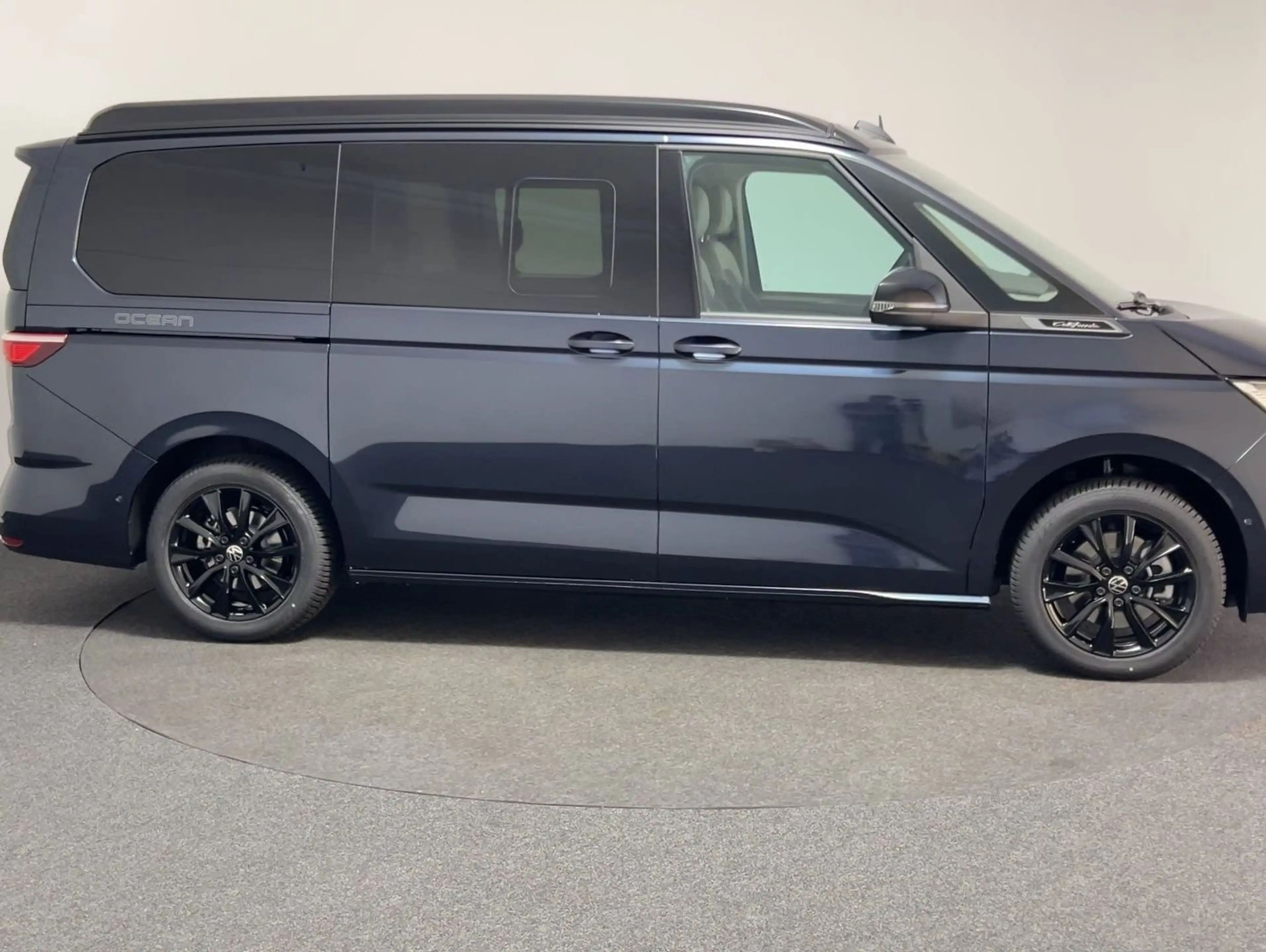 Volkswagen T7 California Ocean 2.0 TDI DSG — photo 5