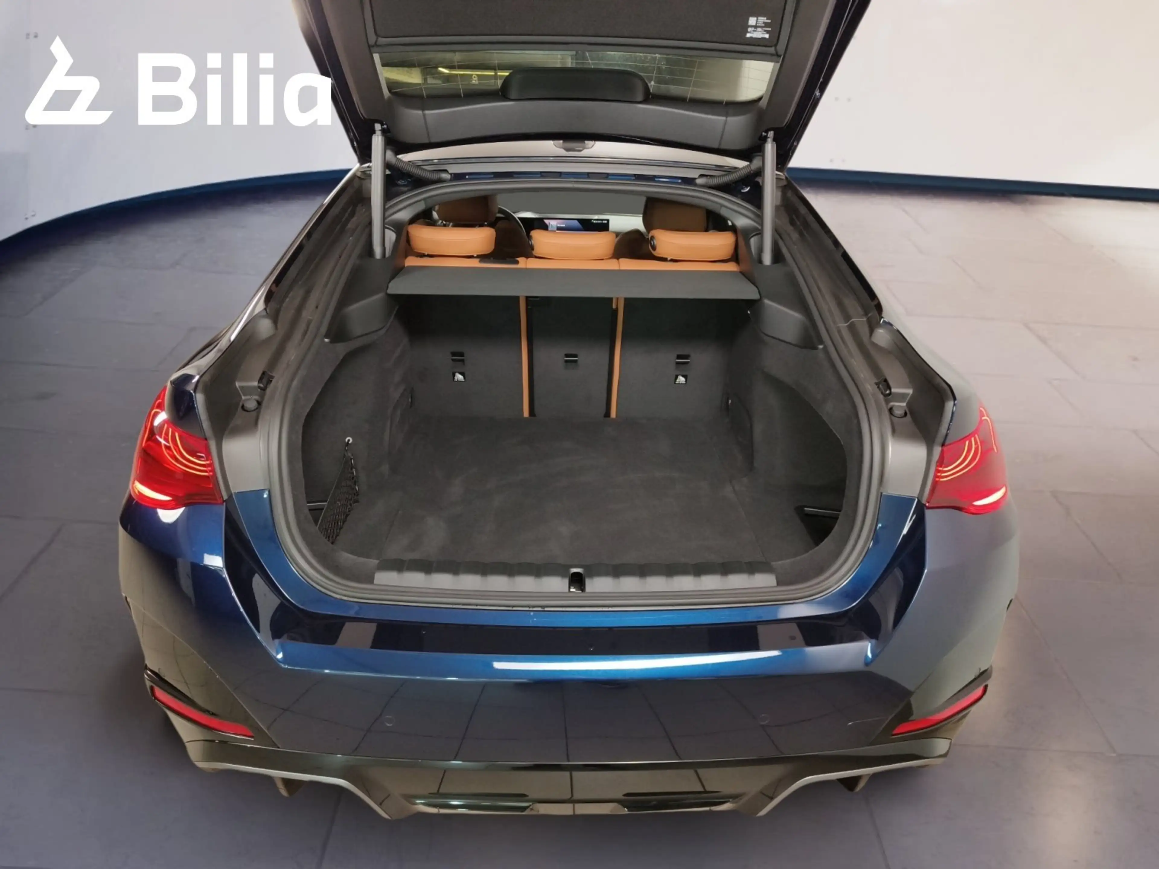 BMW i4 eDrive40 Head-Up DAB LED RFK — photo 10