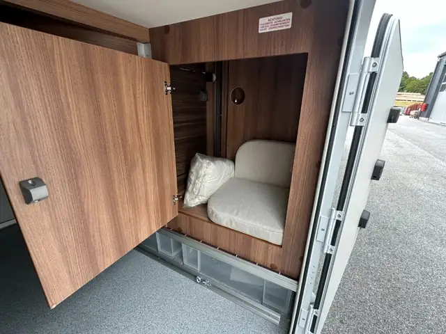 Knaus SUN I 900 LEG Ansicht 30