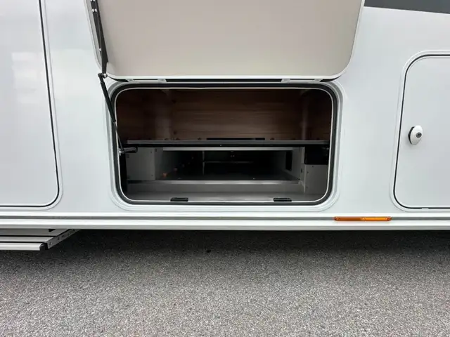 Knaus SUN I 900 LEG Ansicht 32