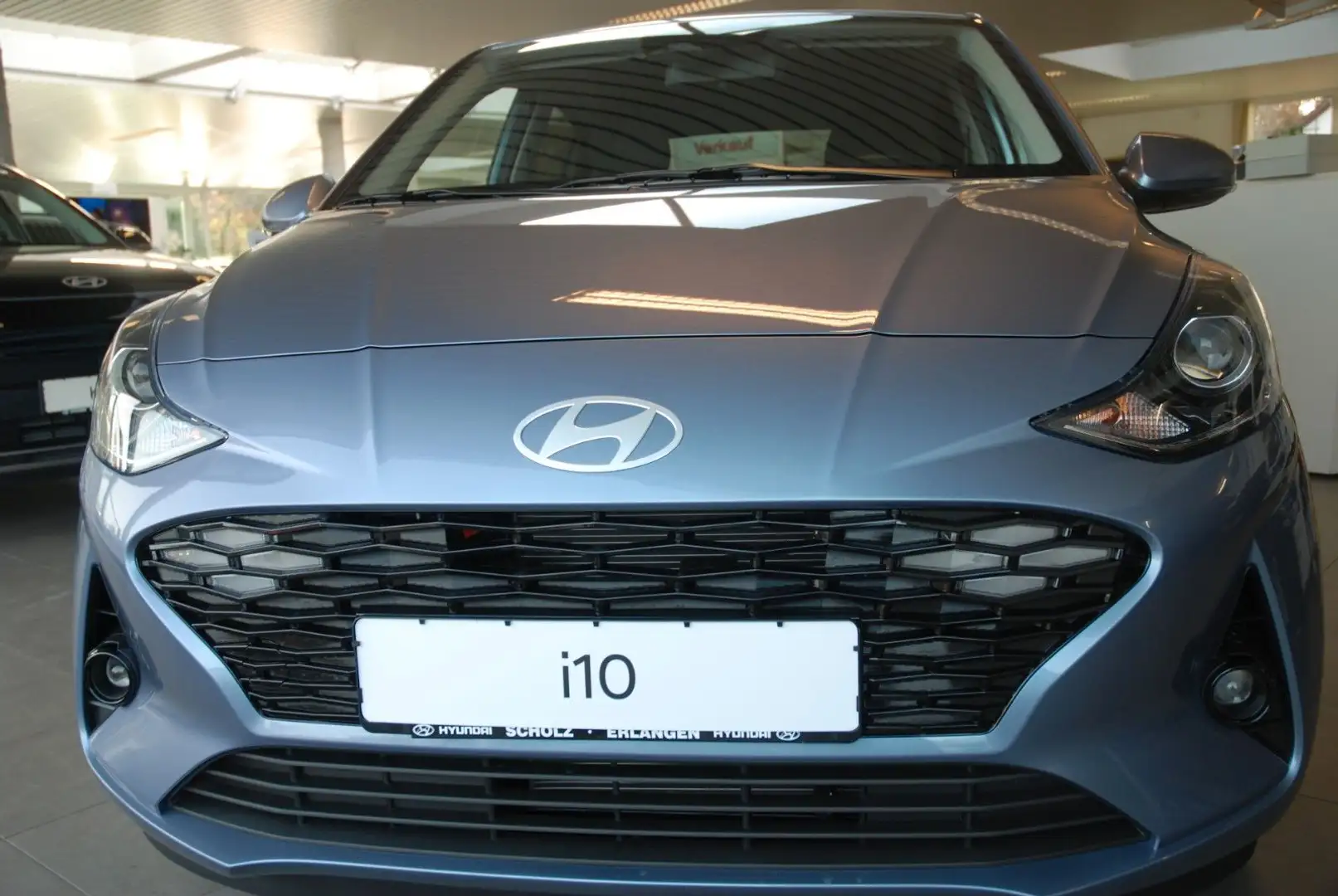 Hyundai i10 1.2 Prime AMT Navi Klima SHZ Kamera Bleu - 2