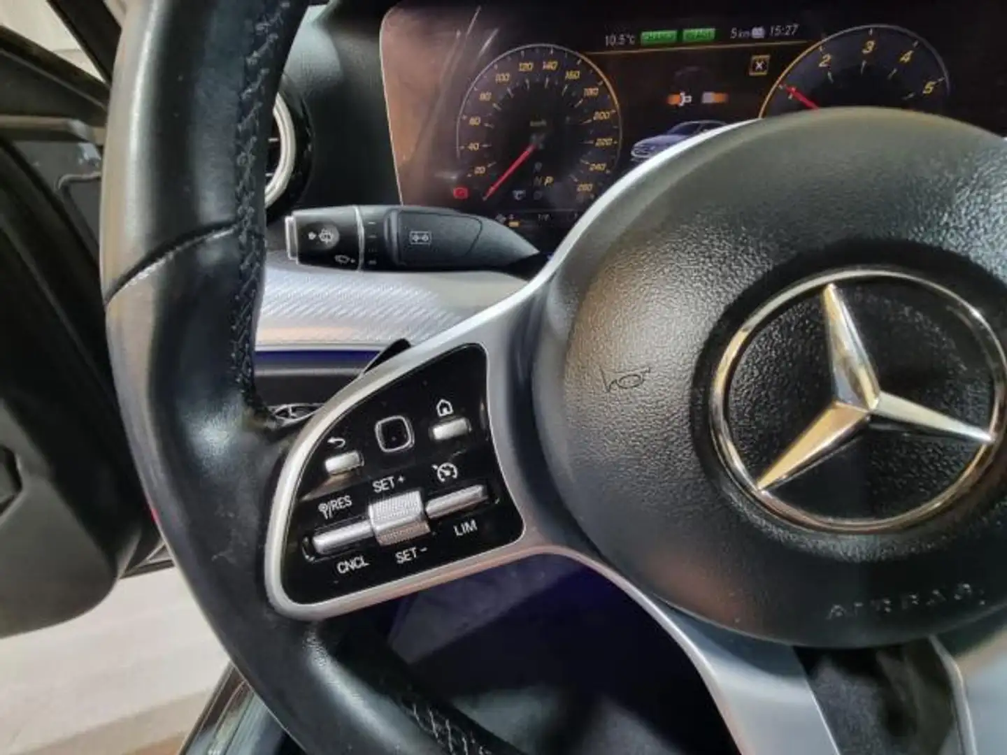 Mercedes-Benz E 300 de Berlina Gris - 2