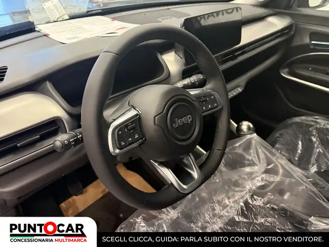 Jeep Avenger view 8