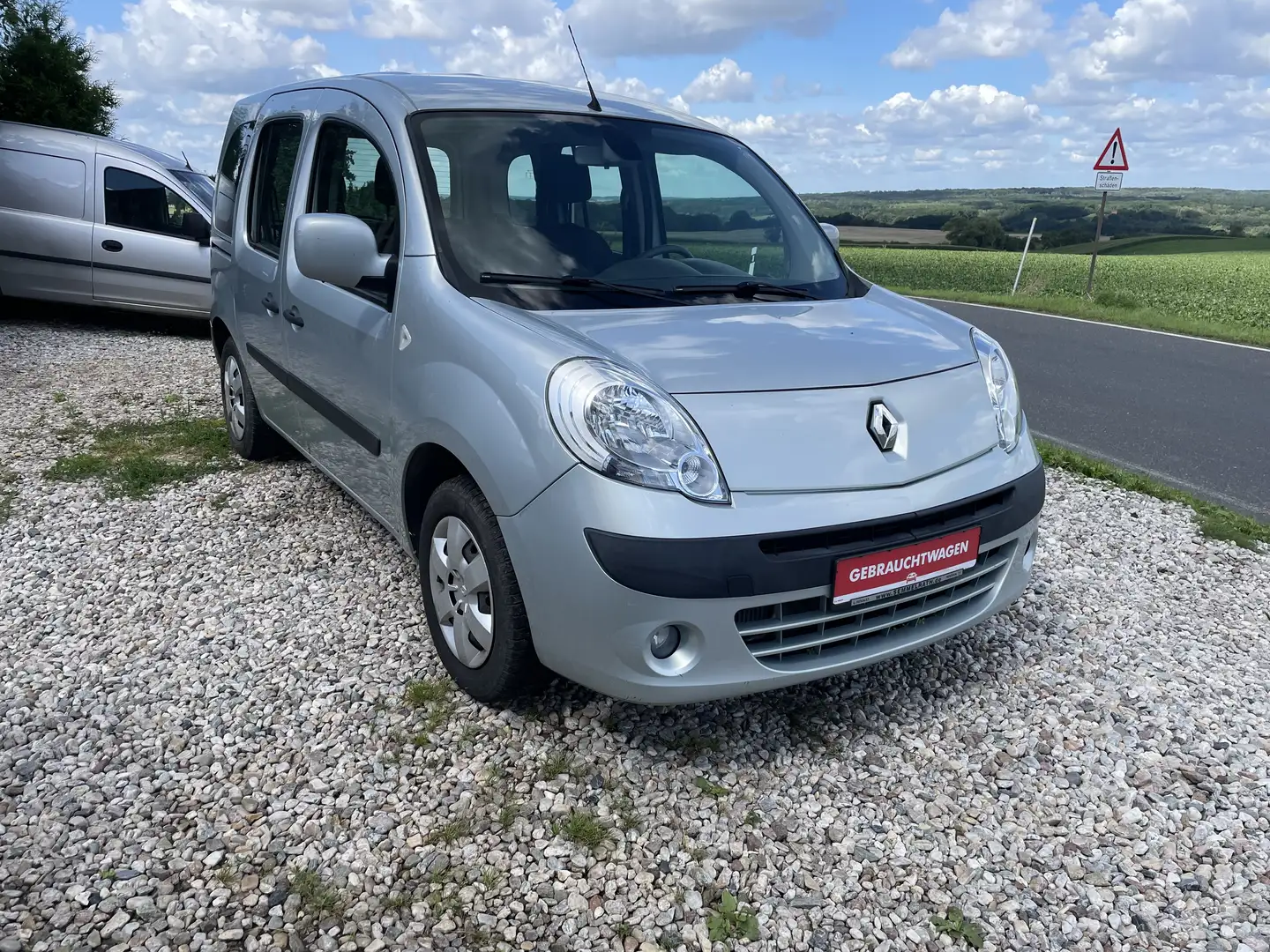 Renault Kangoo Privilege Silber - 1