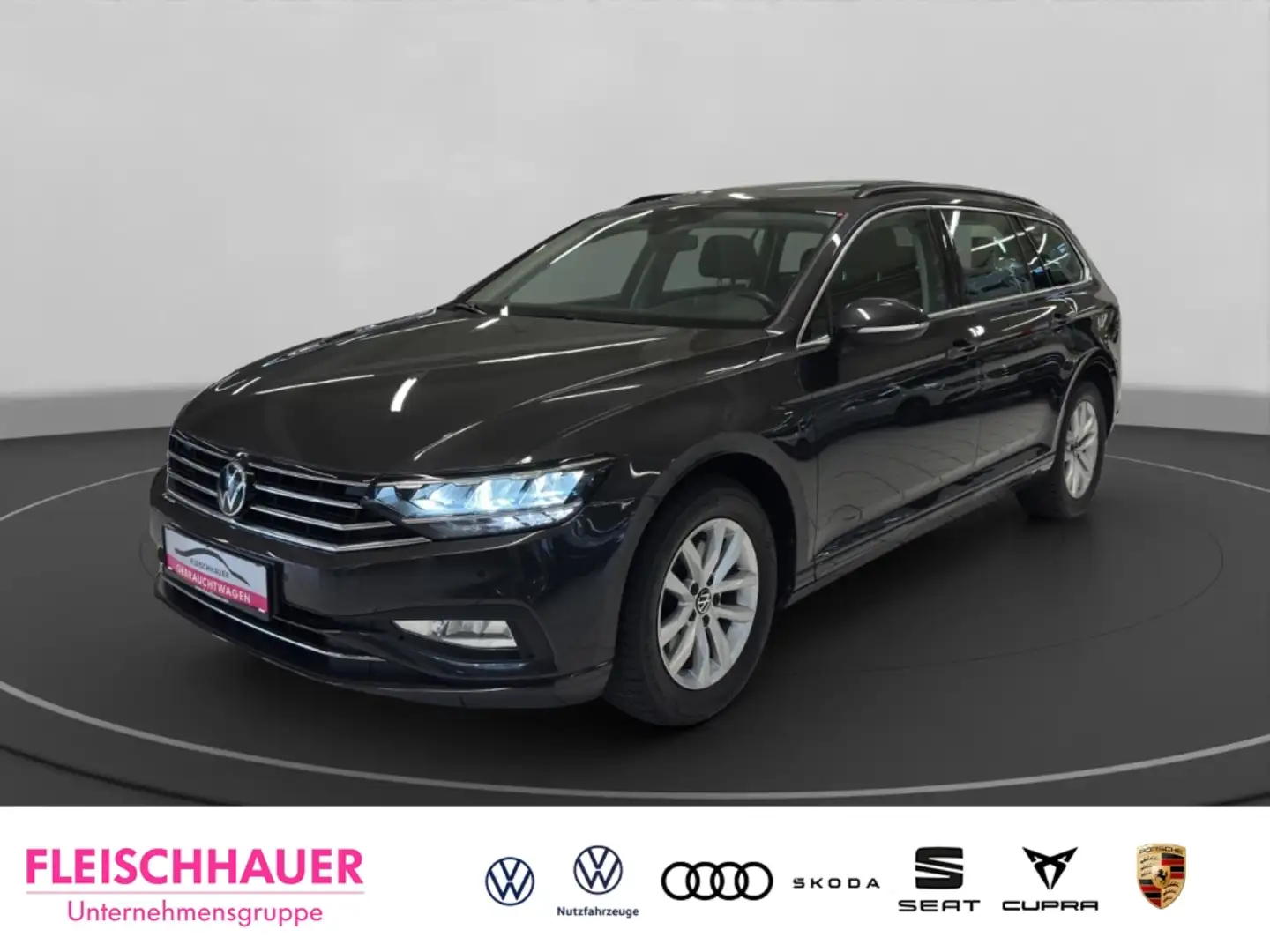 Volkswagen Passat Variant Business 2.0 TDI Navi+LED+AHK+Pano Grau - 1