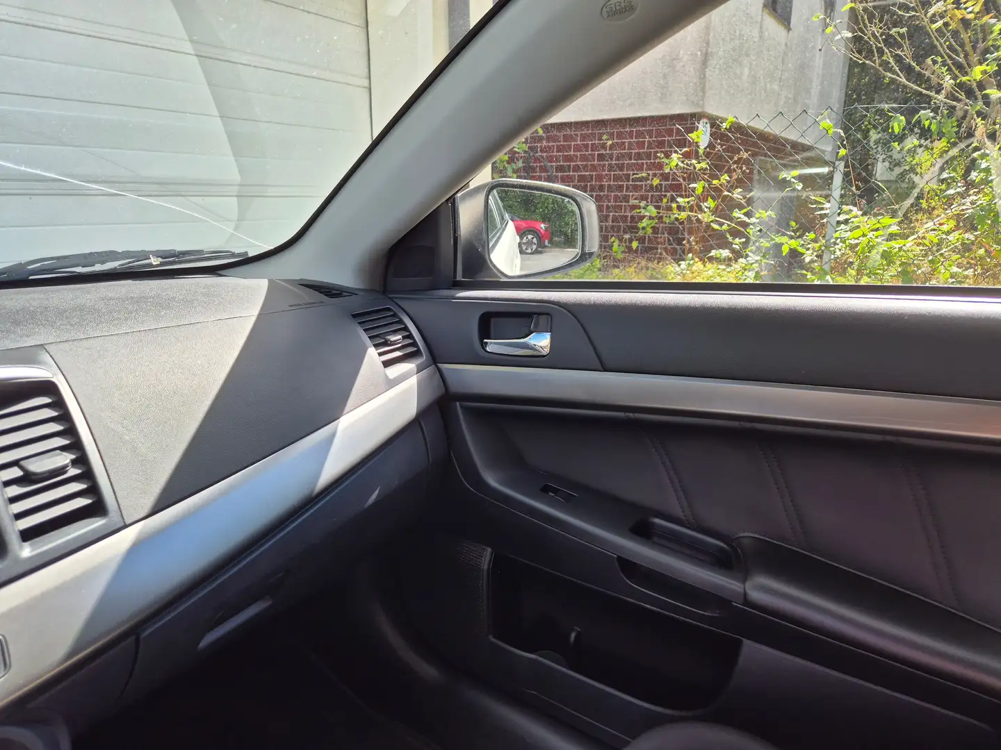 Mitsubishi Lancer Lancer Sportback 1,6 Comfort Line Comfort Line Weiß - 2