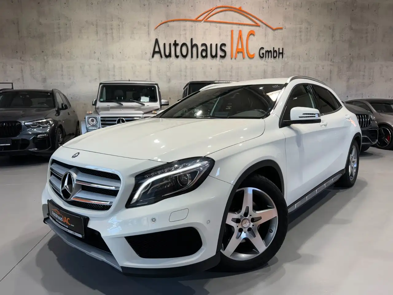 Mercedes-Benz GLA 220