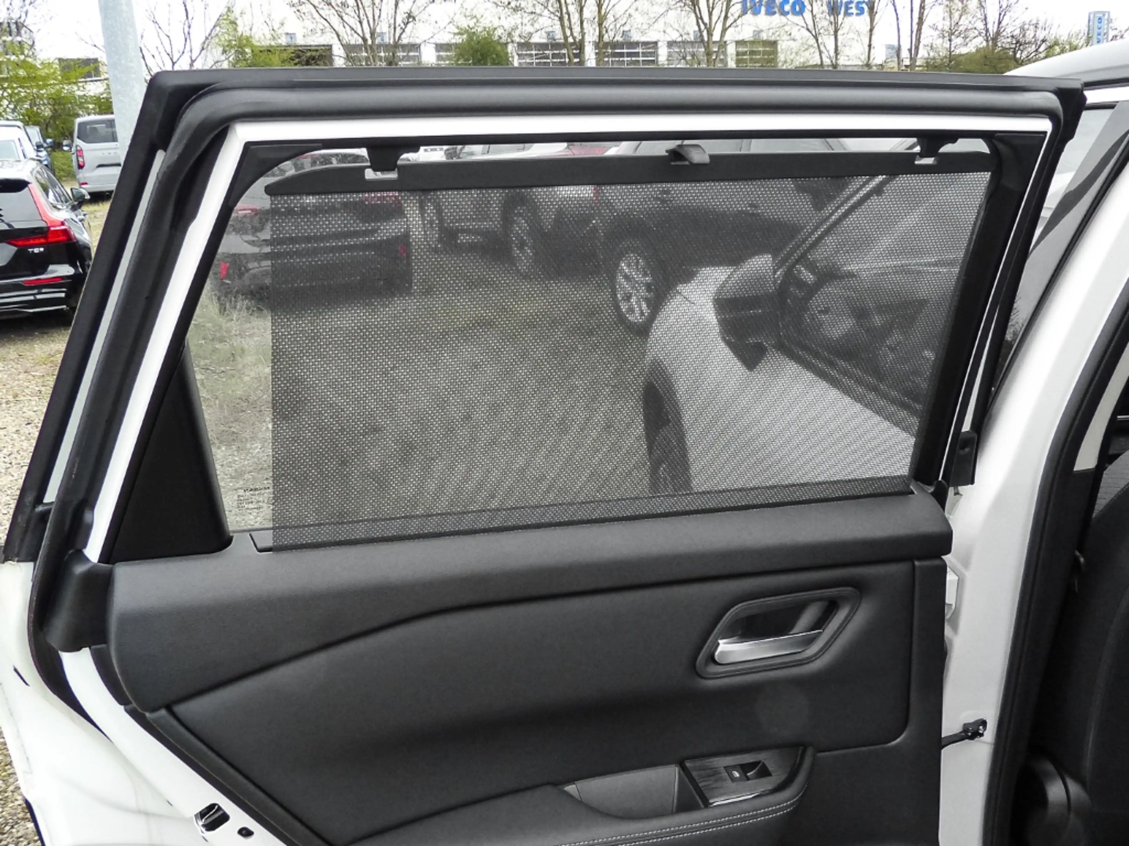 Nissan X-Trail Acenta 1.5 VC-T MHEV 163PS 4x2 Xtronic Familienpak — photo 15