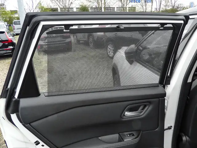 Nissan X-Trail view 15