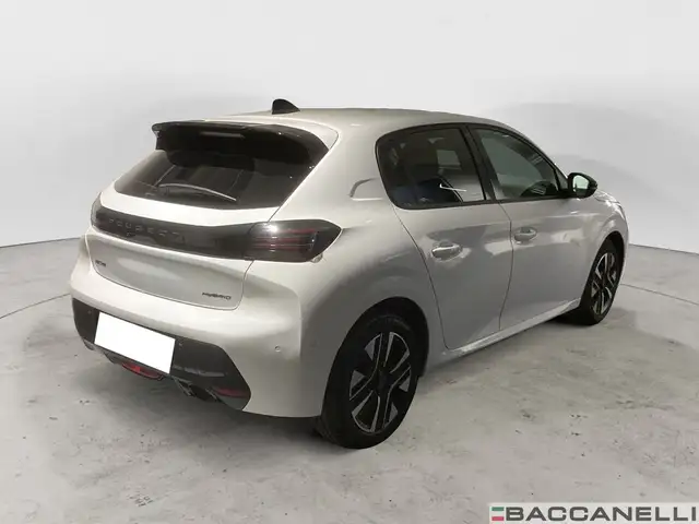 Peugeot 208 view 4