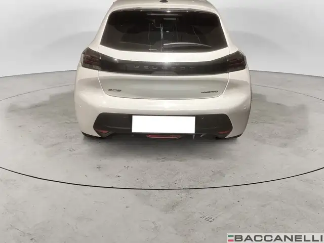 Peugeot 208 view 3