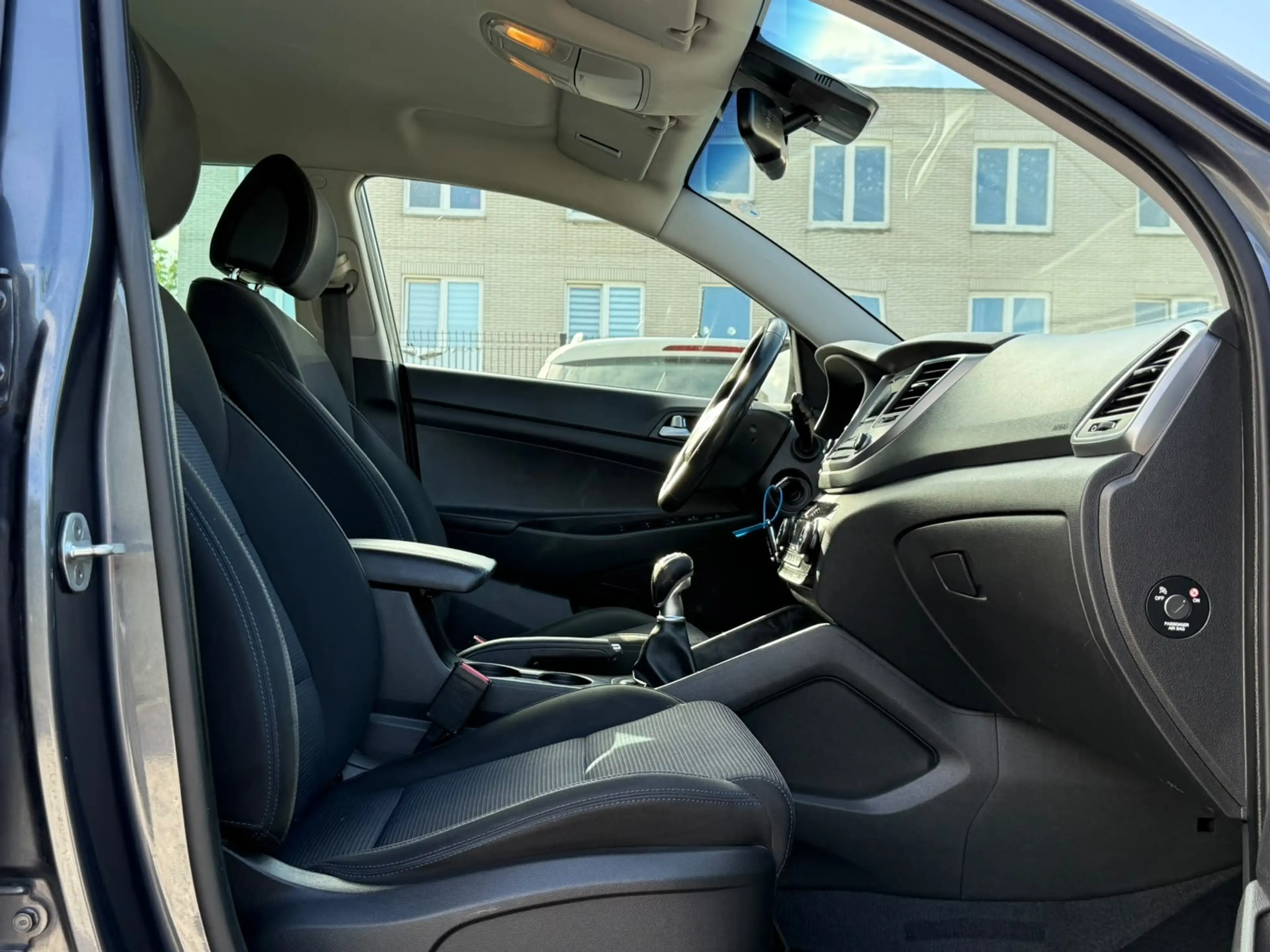 Hyundai TUCSON 1.7 CRDi 2WD — photo 11