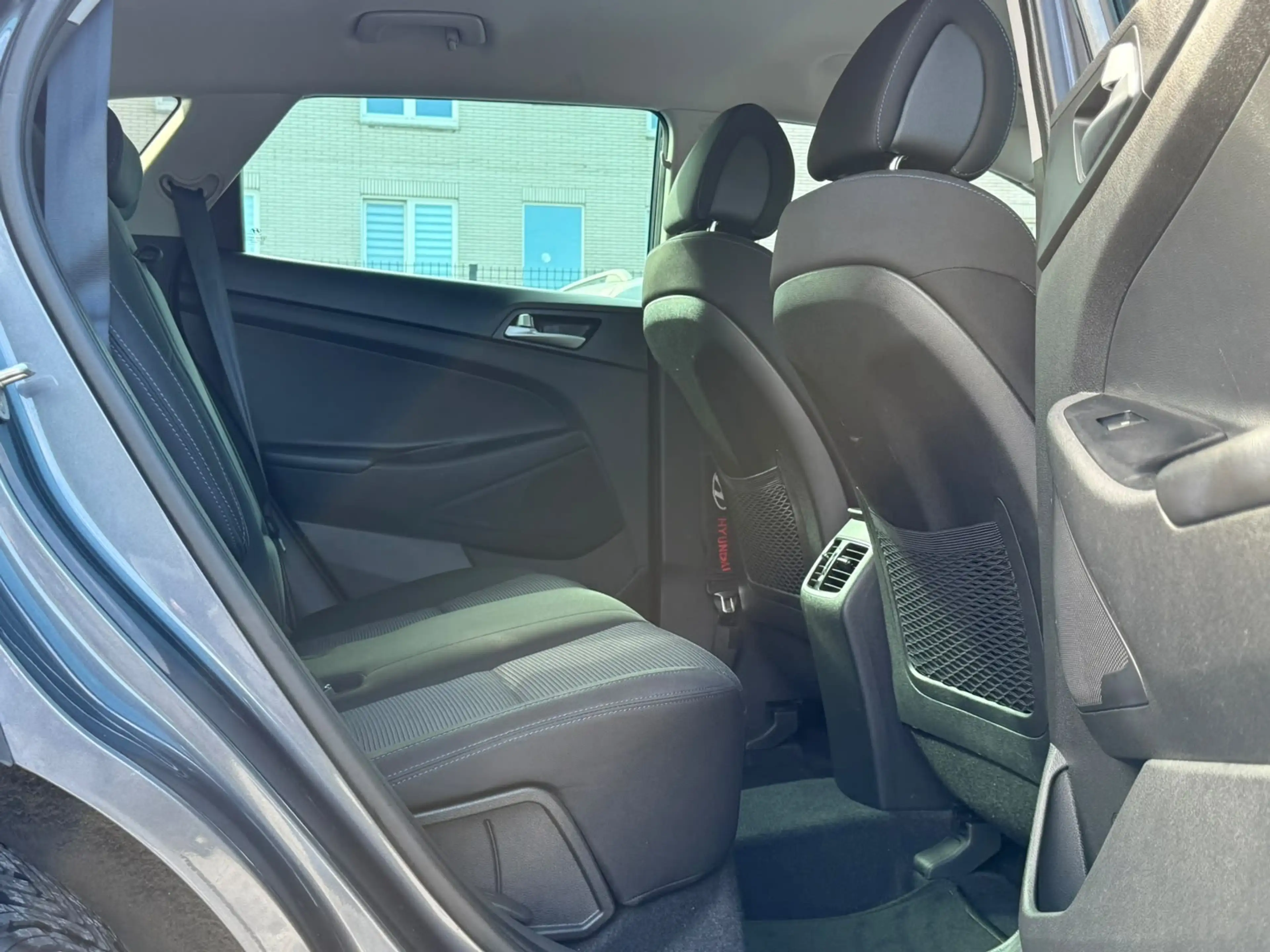 Hyundai TUCSON 1.7 CRDi 2WD — photo 12