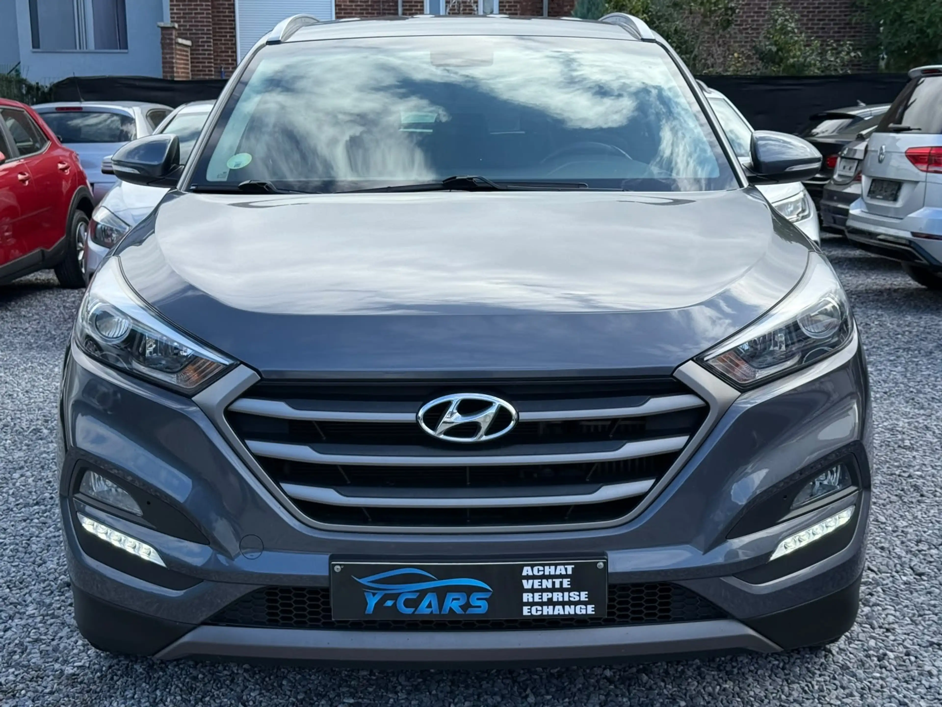 Hyundai TUCSON 1.7 CRDi 2WD — photo 2