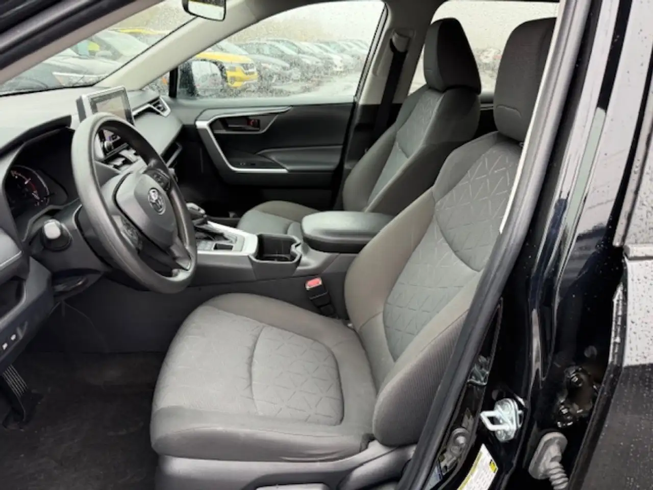 Toyota RAV 4 снимка Toyota RAV 4