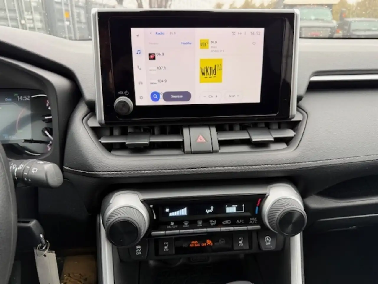 Toyota RAV 4 снимка Toyota RAV 4