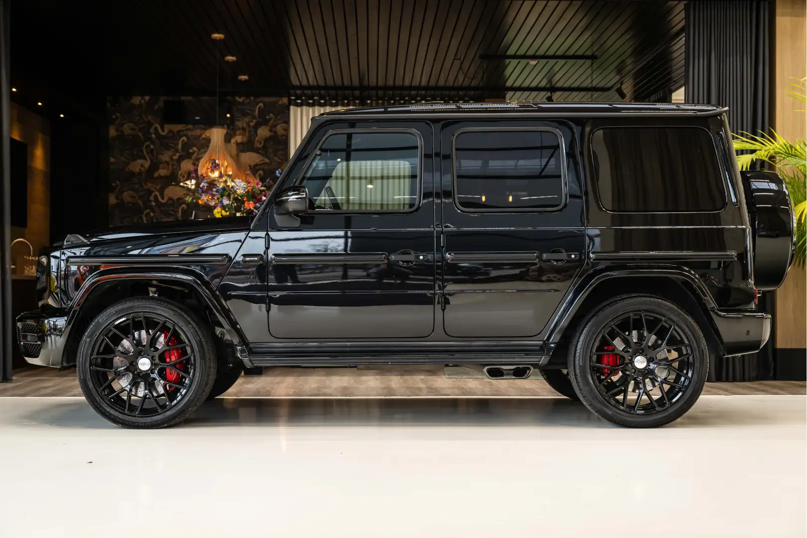 Mercedes-Benz G 63 AMG | Akrapovic | Assistentiepakket + | Burmester | Sf Negro - 2