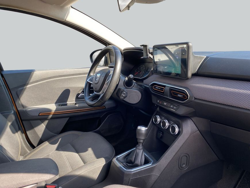 Dacia Sandero Stepway TCe 100 ECO-G Comfort — photo 15