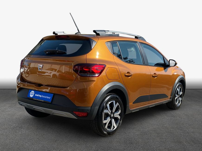 Dacia Sandero Stepway TCe 100 ECO-G Comfort — photo 2