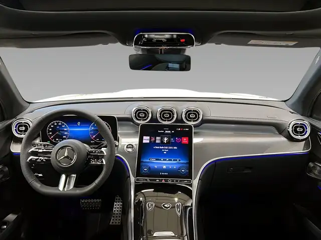 Mercedes-Benz GLC 200 view 10