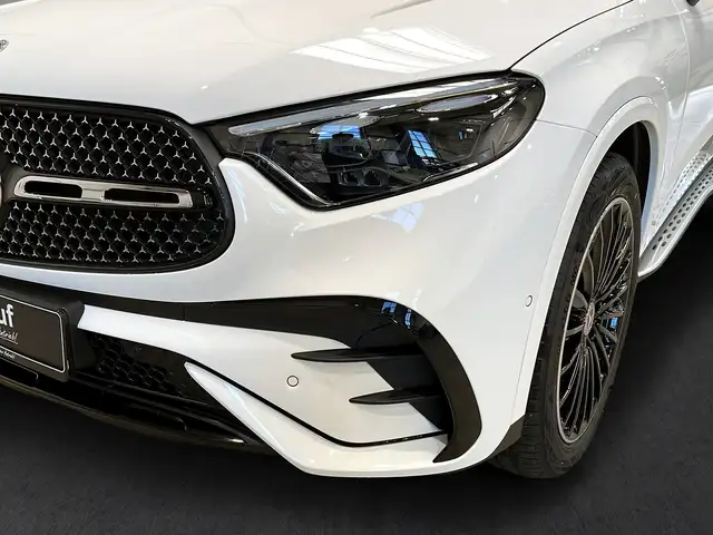 Mercedes-Benz GLC 200 view 15