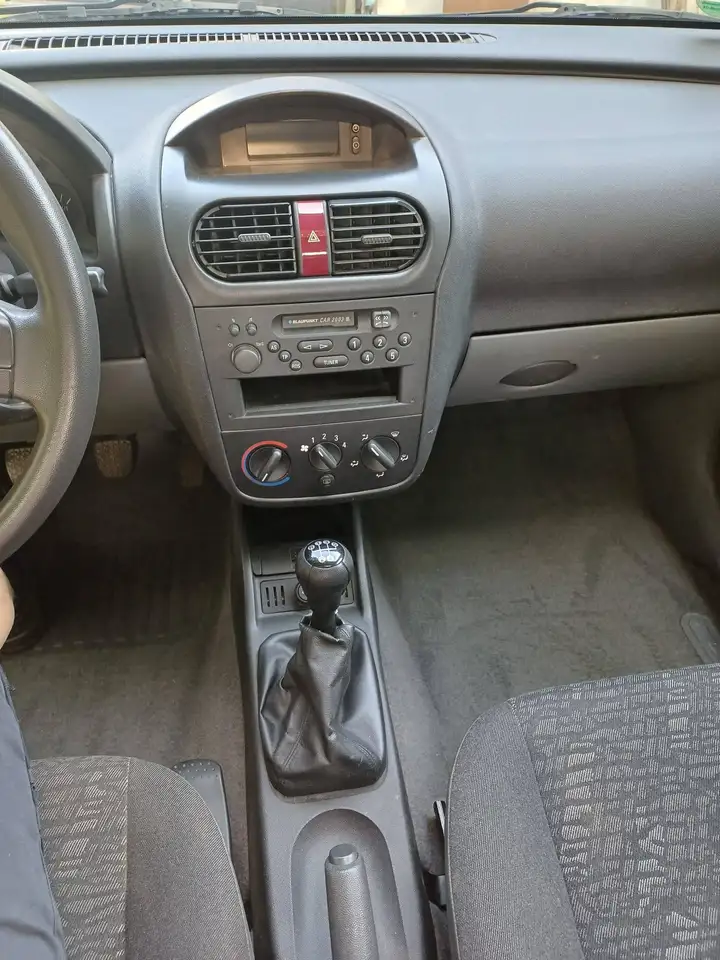 Opel Corsa 1.0 12V Comfort, foto 4