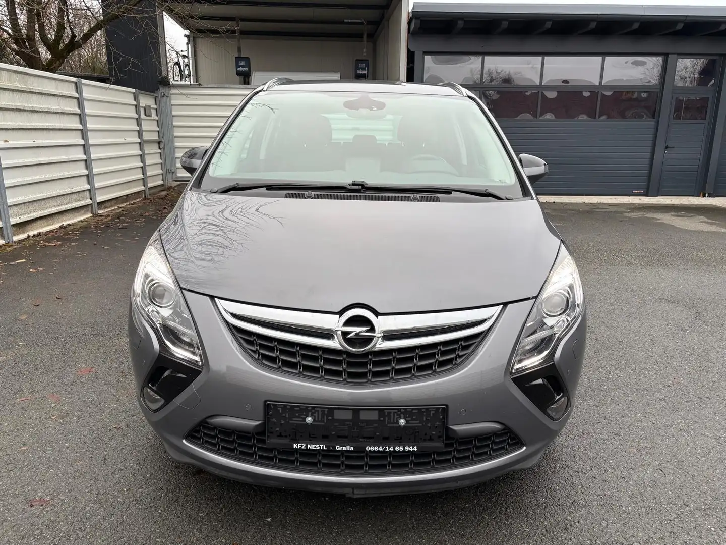 Opel Zafira Tourer 1,6 CDTI ecoflex Österreich Edition Start/Stop Grau - 2