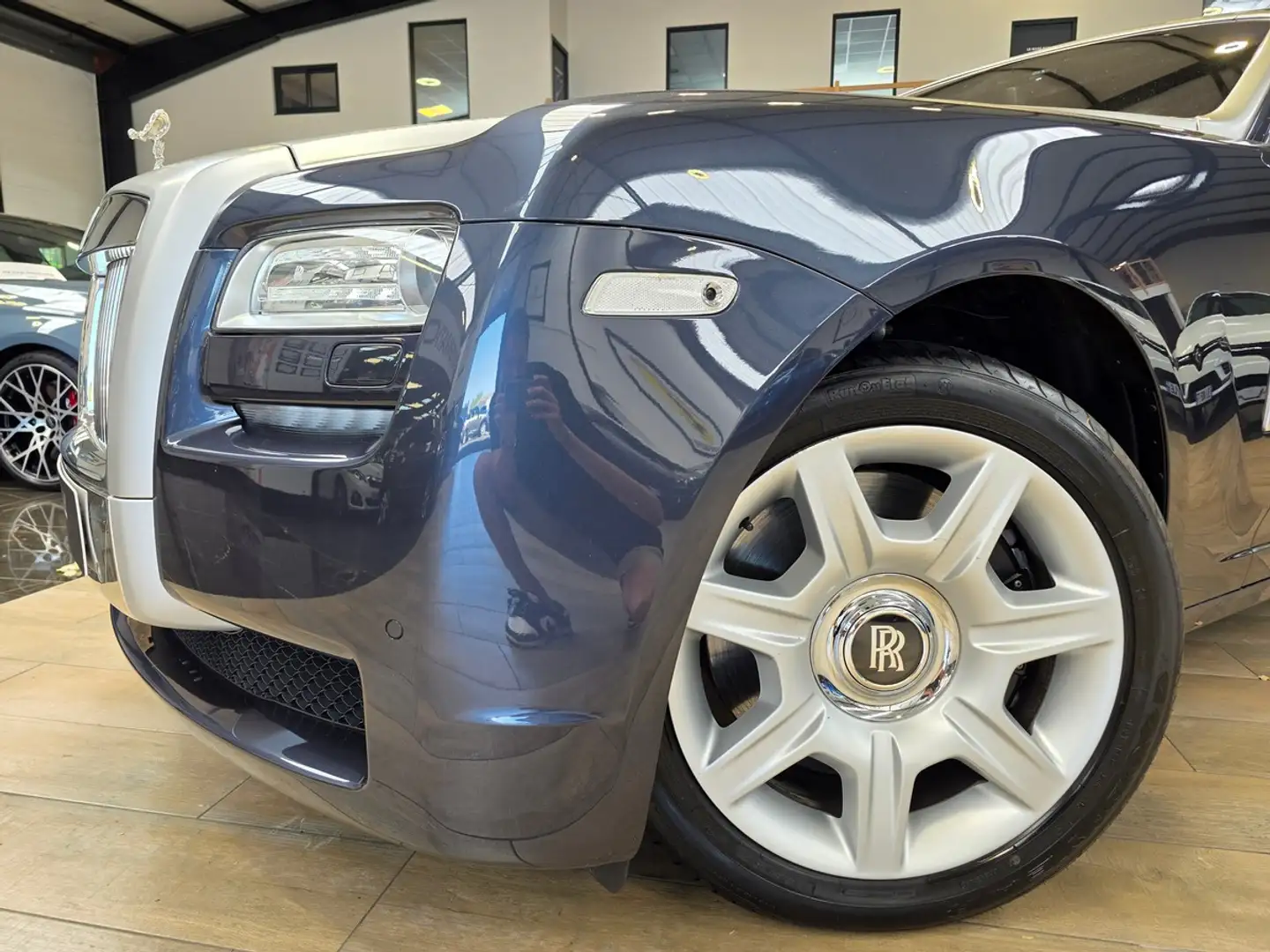 Rolls-Royce Ghost 6.6 V12 571 ORIGINE MONACO Gris - 2