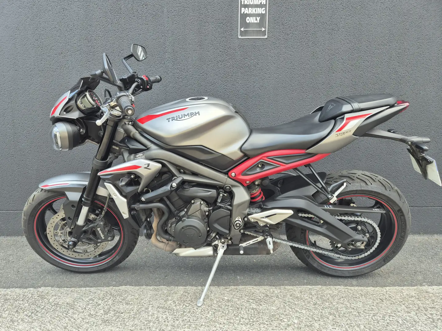 Triumph Street Triple 765 - 1