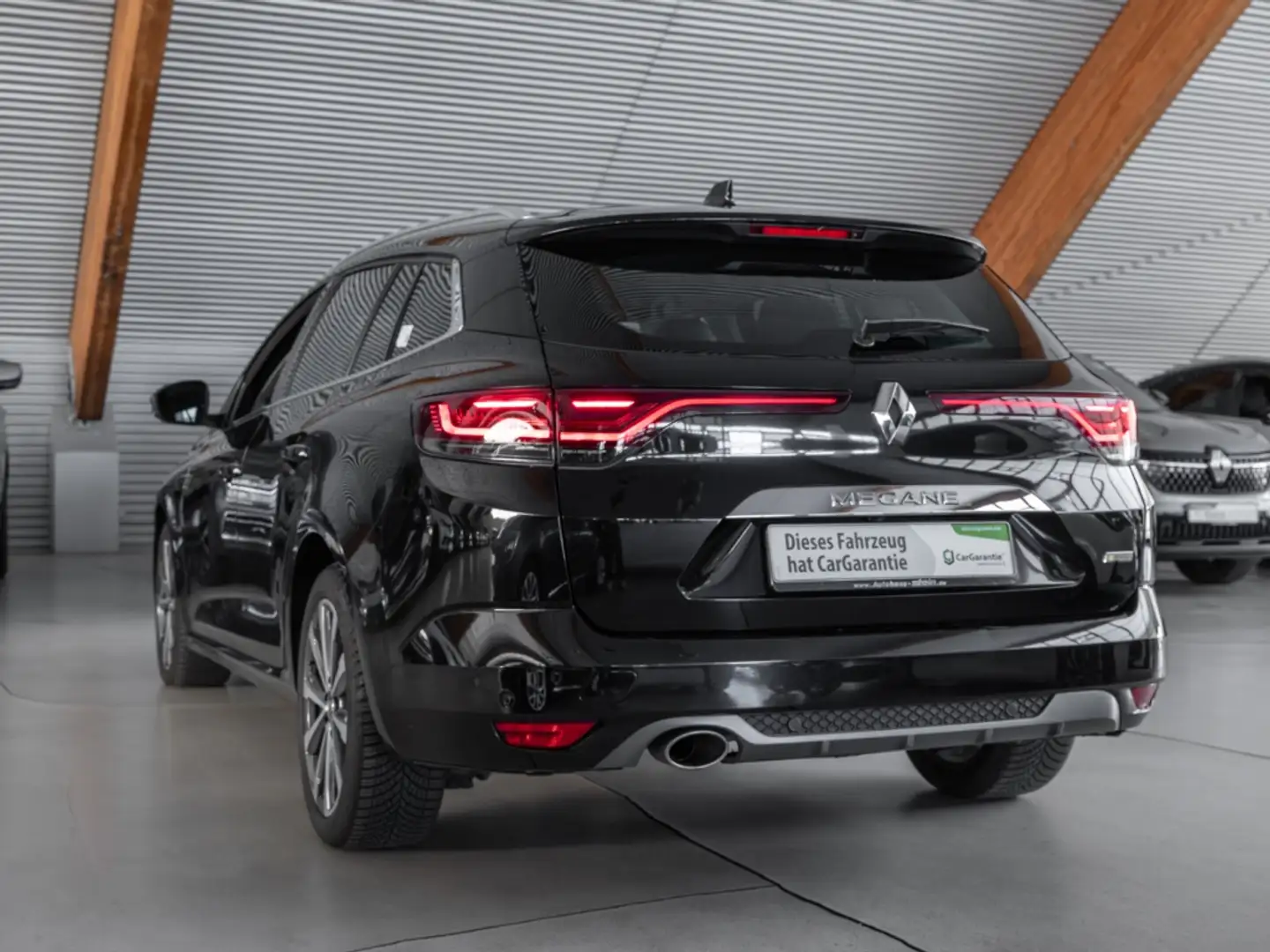 Renault Megane IV Line  Grandtour TCe 160 EDC R.S. LINE BOSE 360 Schwarz - 2
