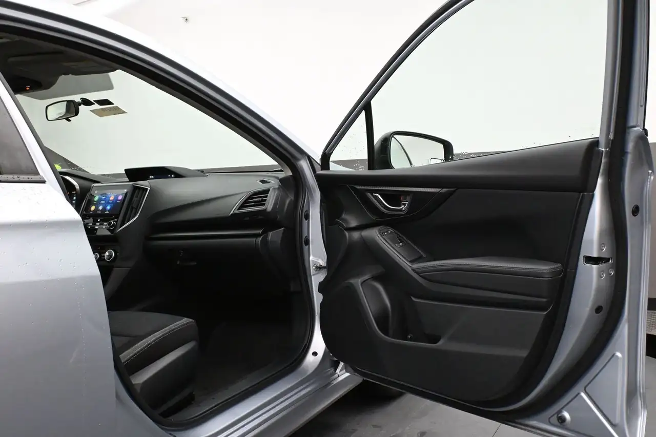 Subaru Impreza снимка Subaru Impreza