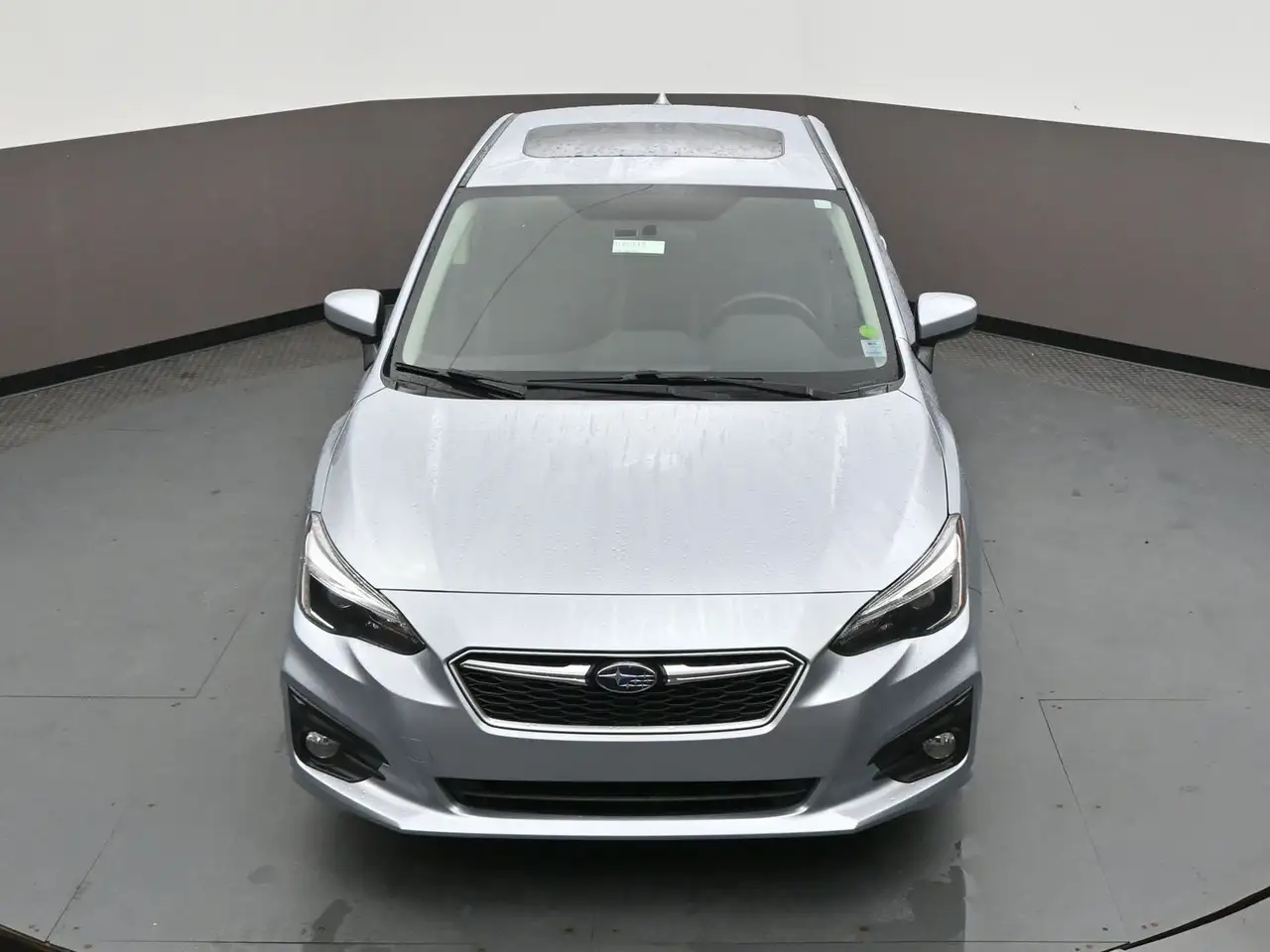 Subaru Impreza снимка Subaru Impreza