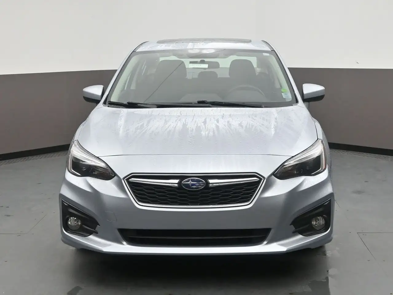 Subaru Impreza снимка Subaru Impreza