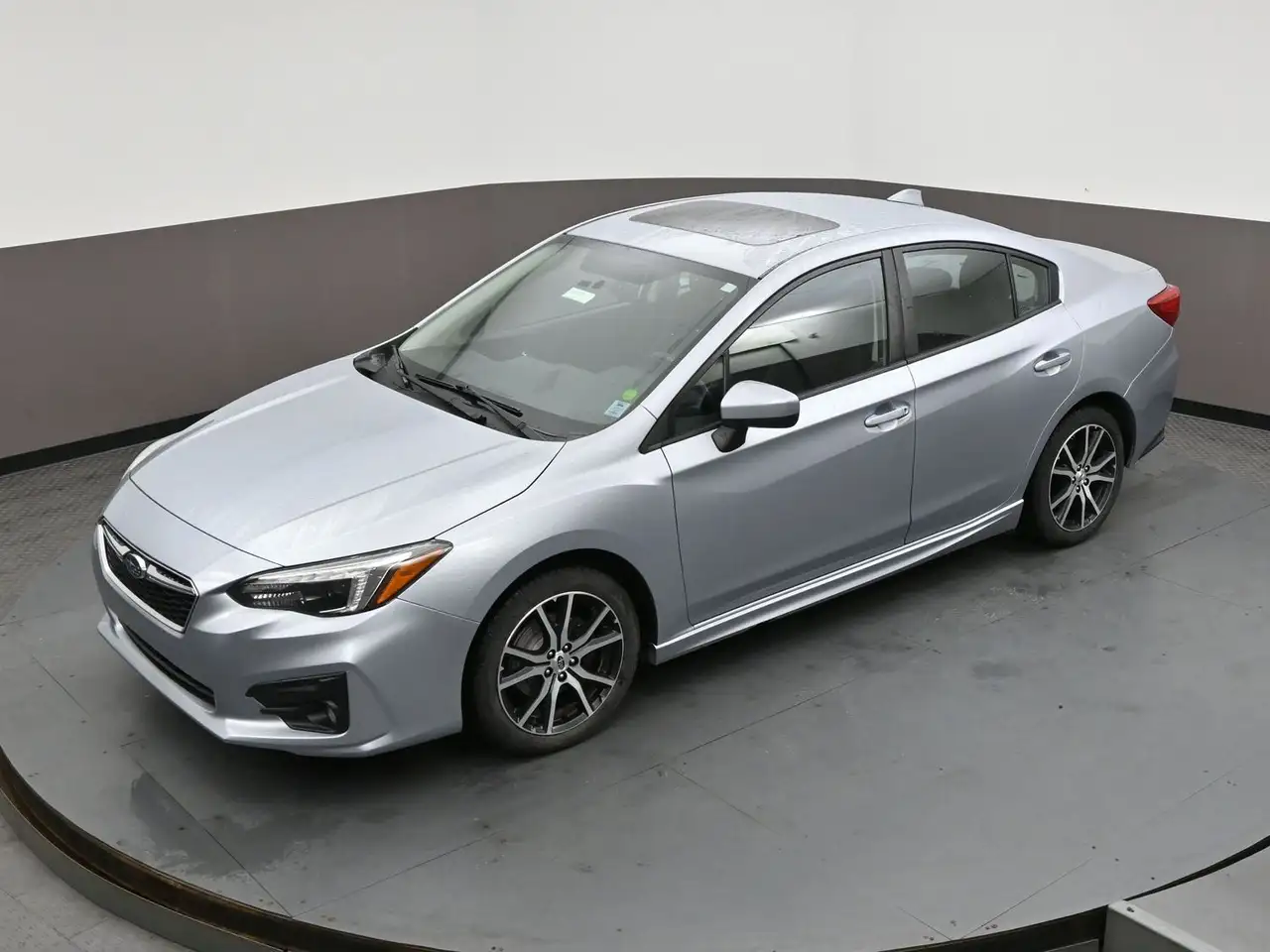 Subaru Impreza снимка Subaru Impreza