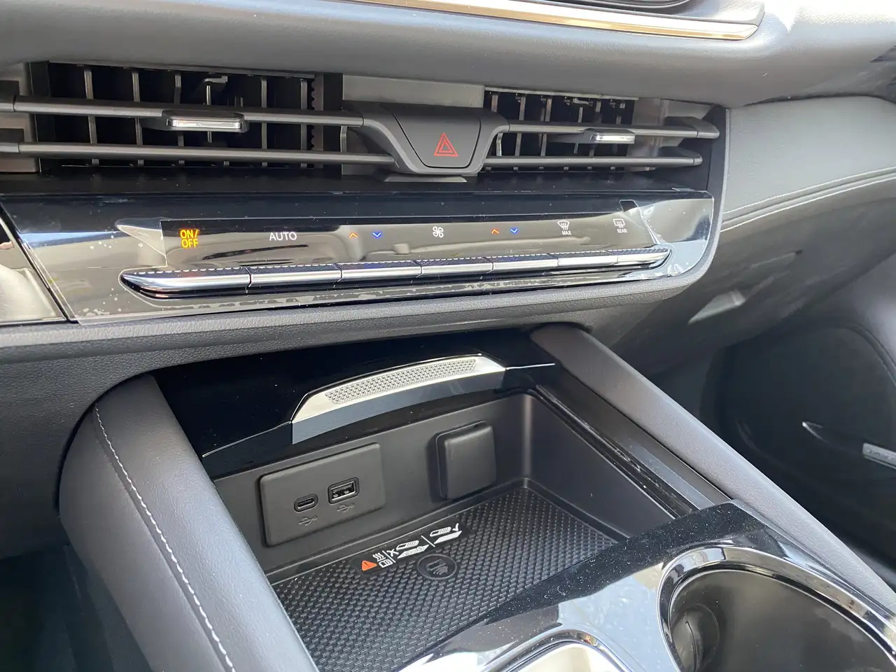 Buick Envision снимка Buick Envision