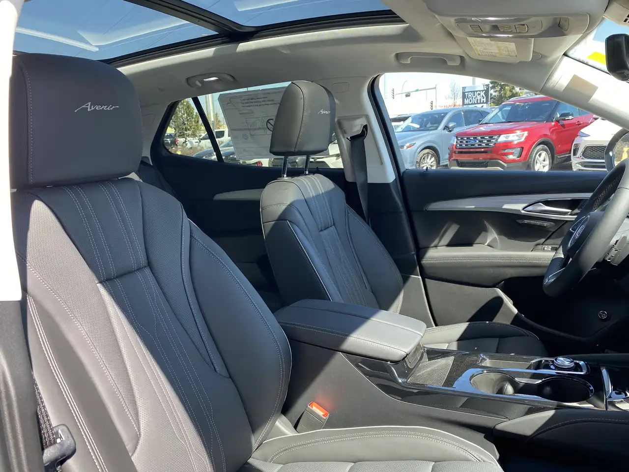 Buick Envision снимка Buick Envision