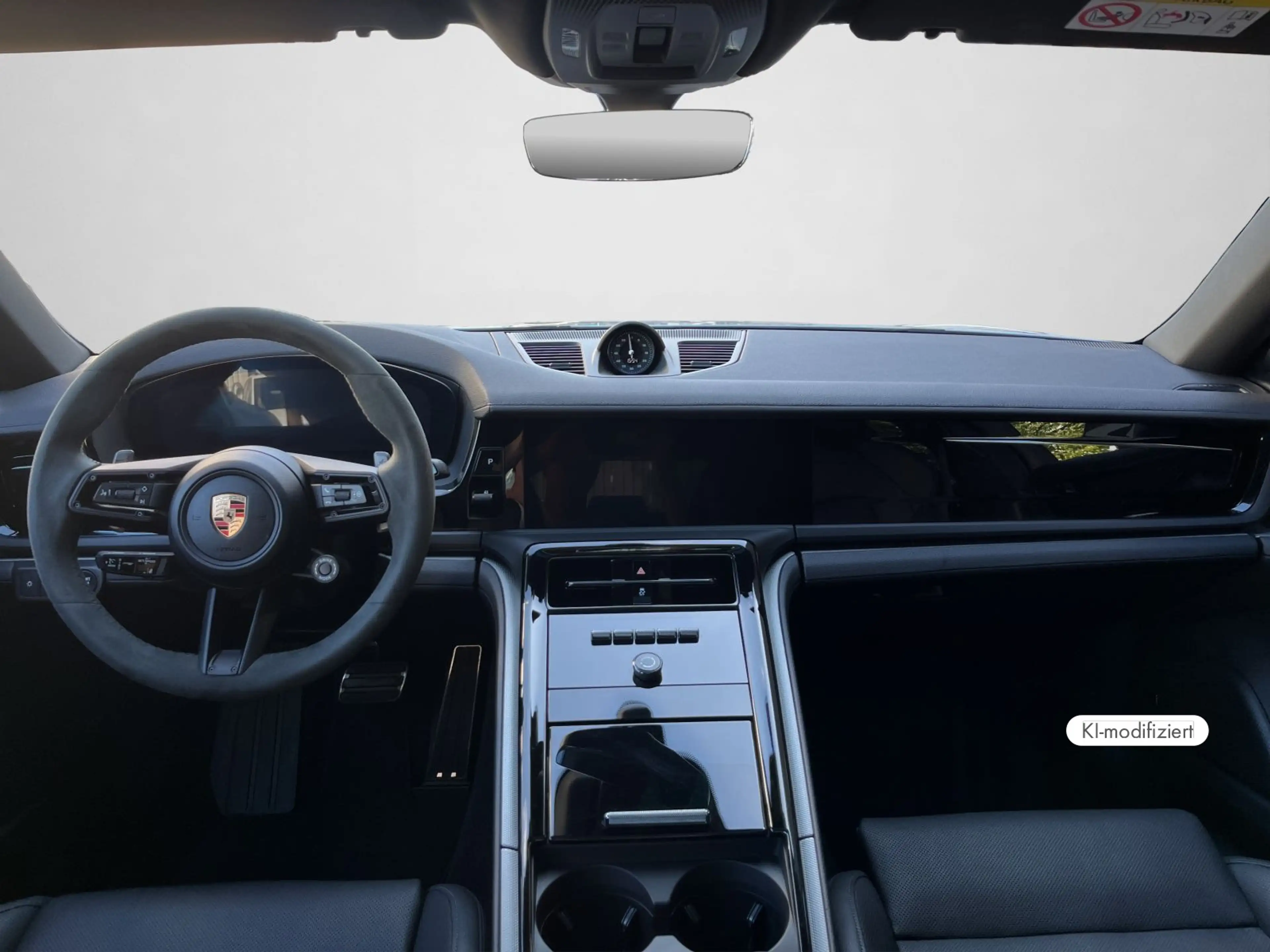 Porsche Panamera 4 E-Hybrid — photo 9