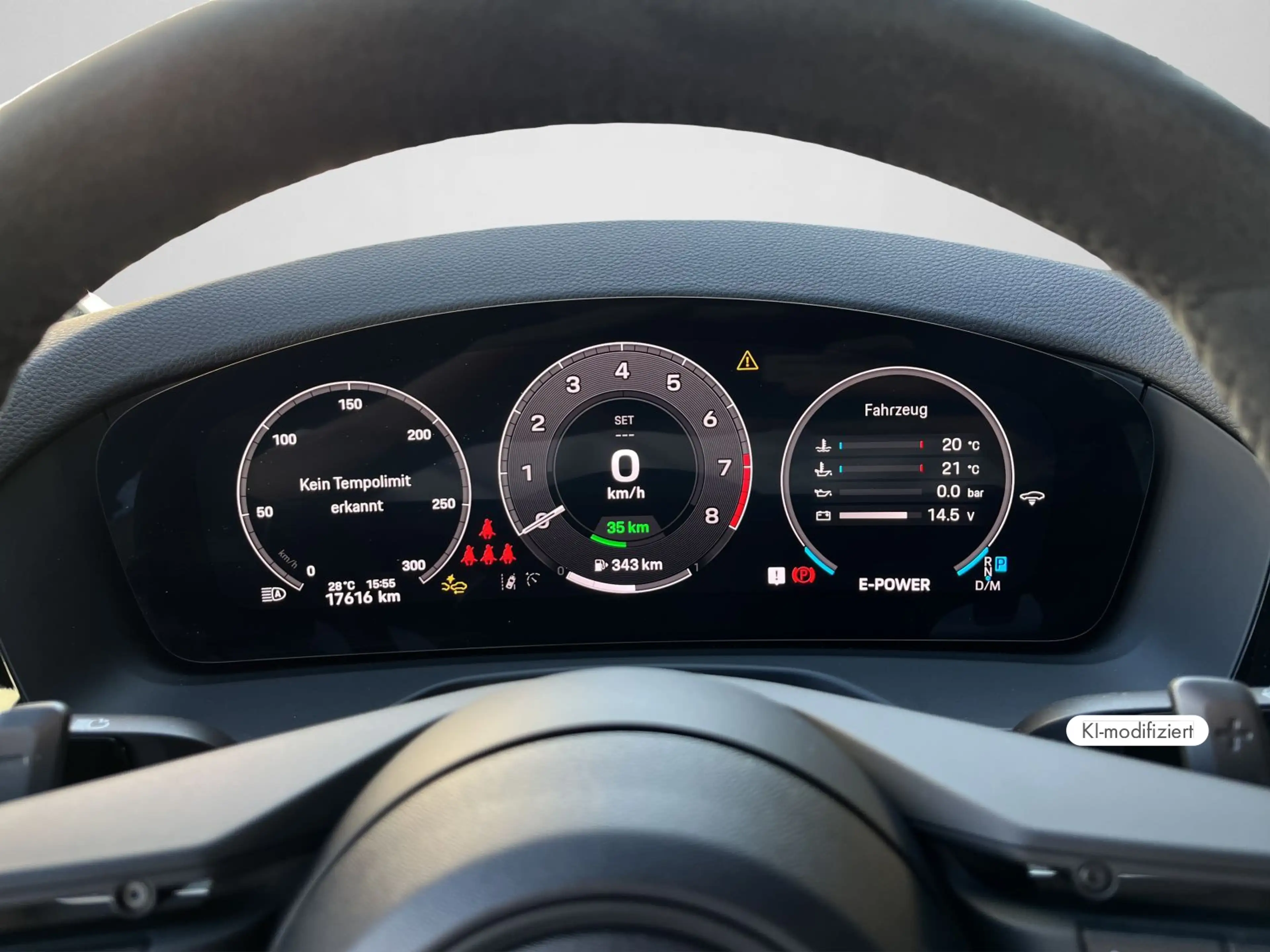 Porsche Panamera 4 E-Hybrid — photo 13