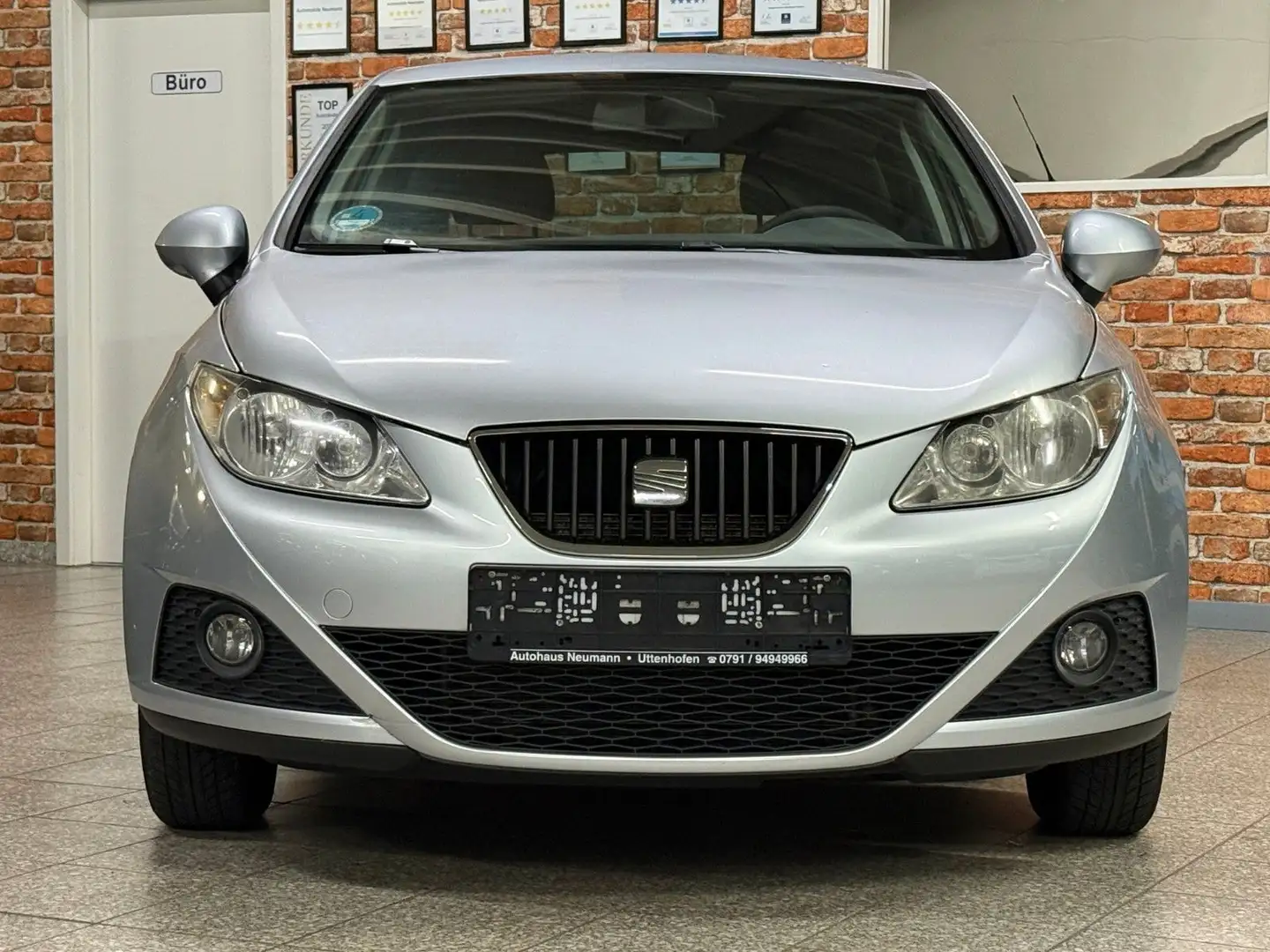 SEAT Ibiza Lim. Style-1.4-Klima-SHZ-Tüv 10/2027-5Türi Silber - 2