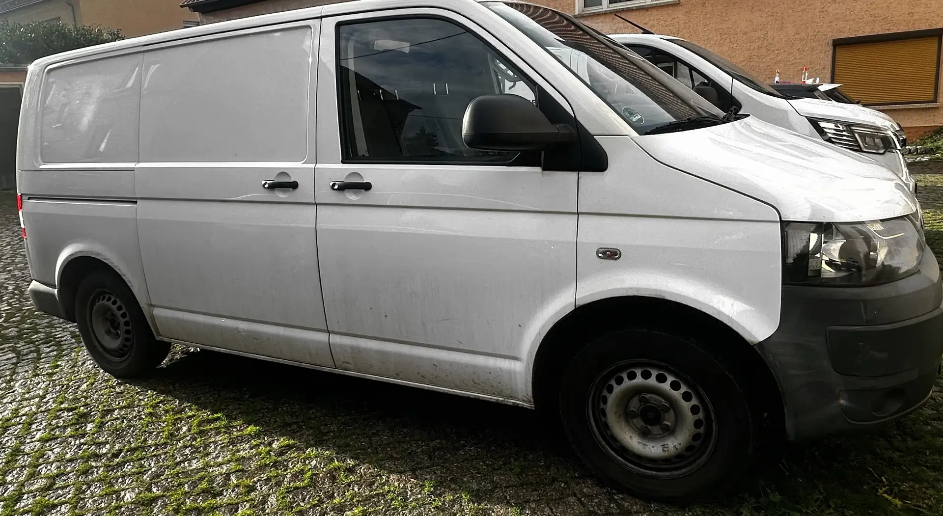 Volkswagen T5 Transporter Kasten Weiß - 1