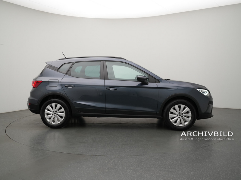 SEAT Arona Style KEYLESS PDC KAM ACC NAVI CARPLAY SHZ — photo 3