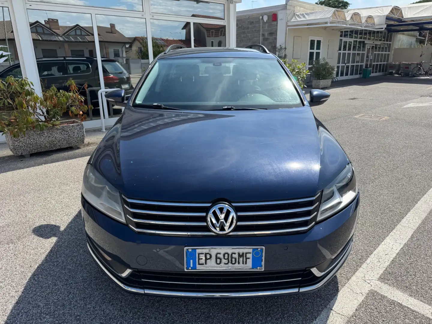 Volkswagen Passat Var. 1.6 TDI DSG Comfort. BM.Tech Bleu - 2