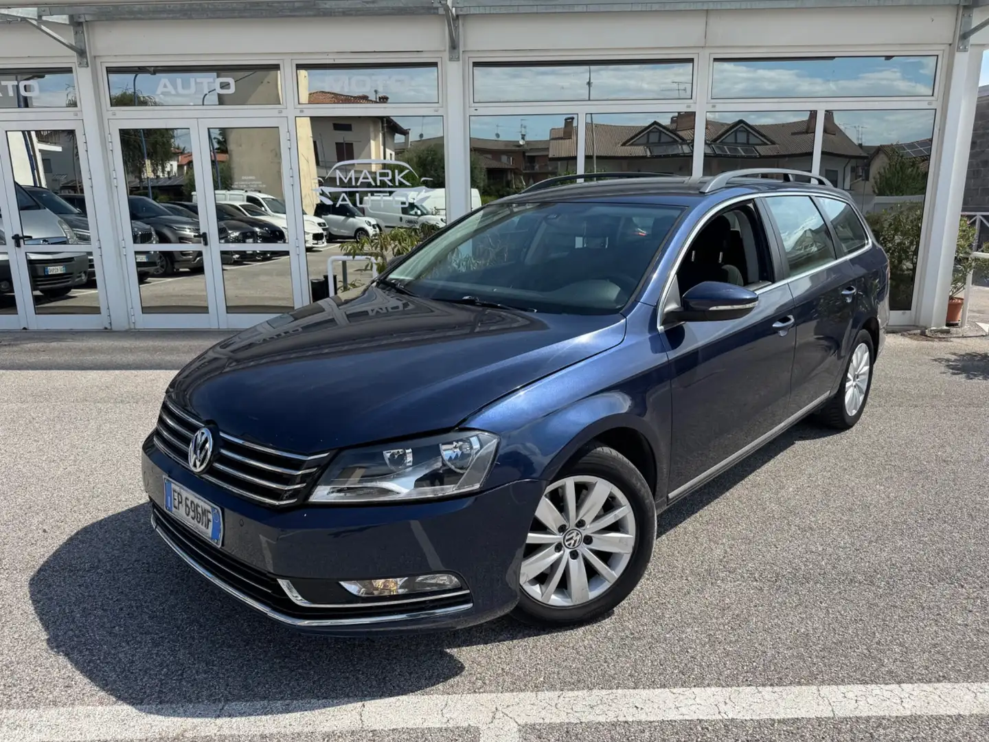 Volkswagen Passat Var. 1.6 TDI DSG Comfort. BM.Tech Bleu - 1