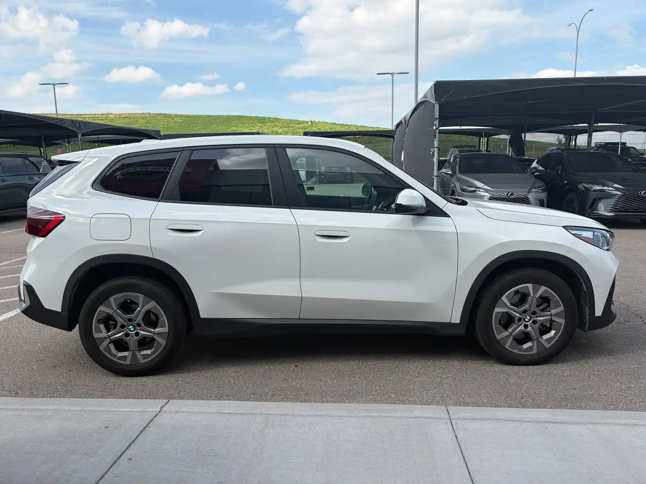 BMW X1 photo BMW X1