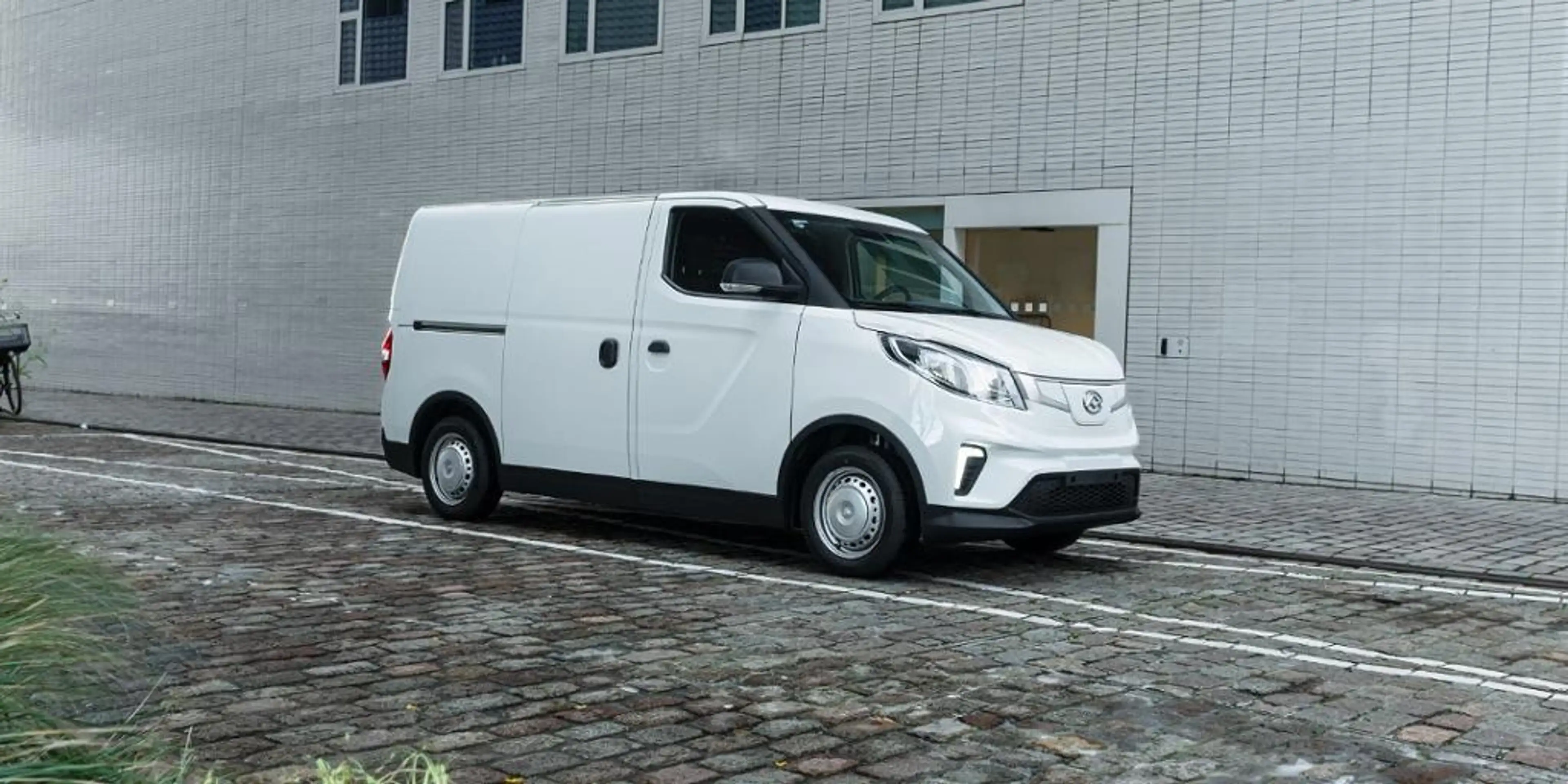 Maxus eDeliver 3 eDeliver3 Kastenwagen 50kWh L2 * — photo 4