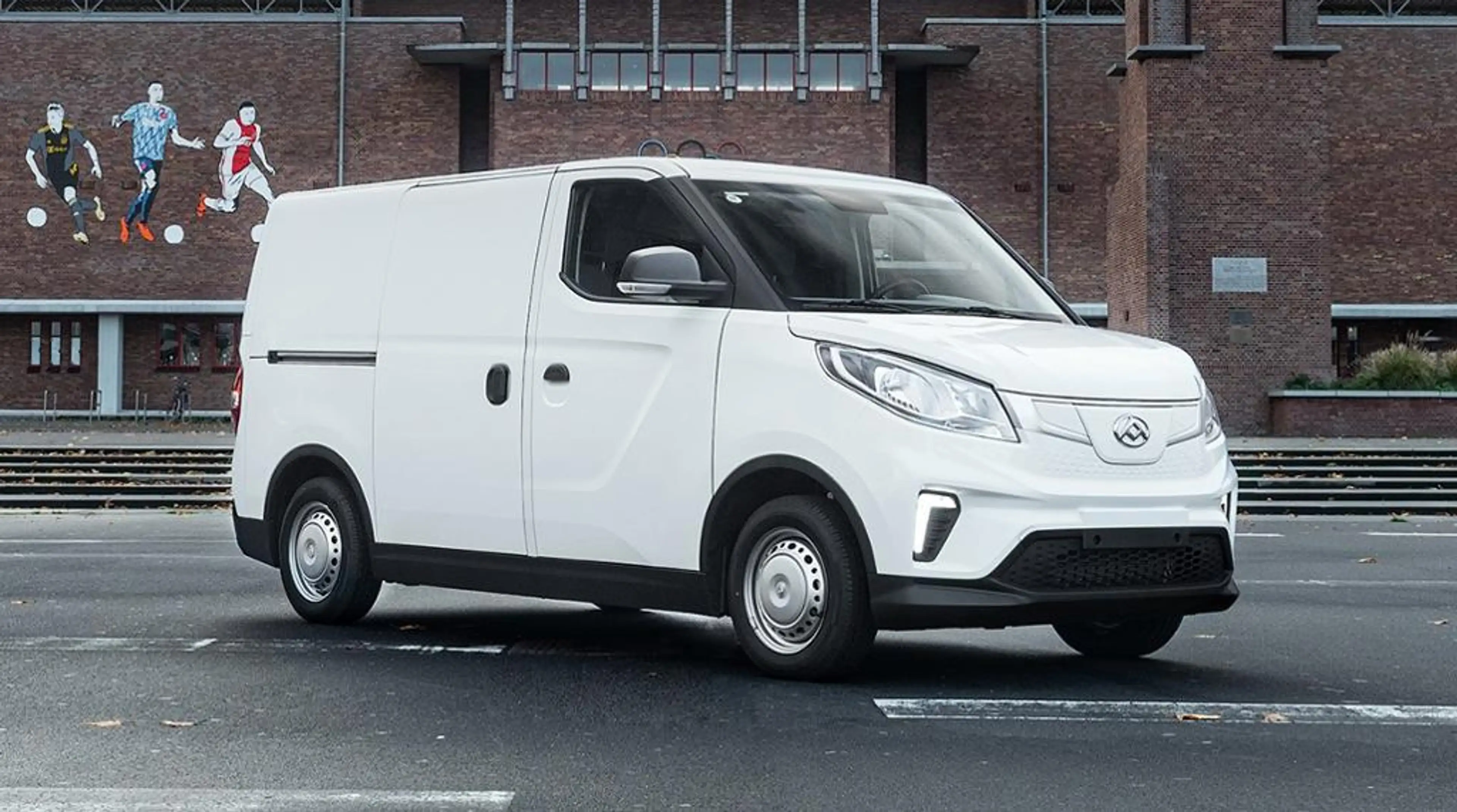 Maxus eDeliver 3 eDeliver3 Kastenwagen 50kWh L2 * — photo 6