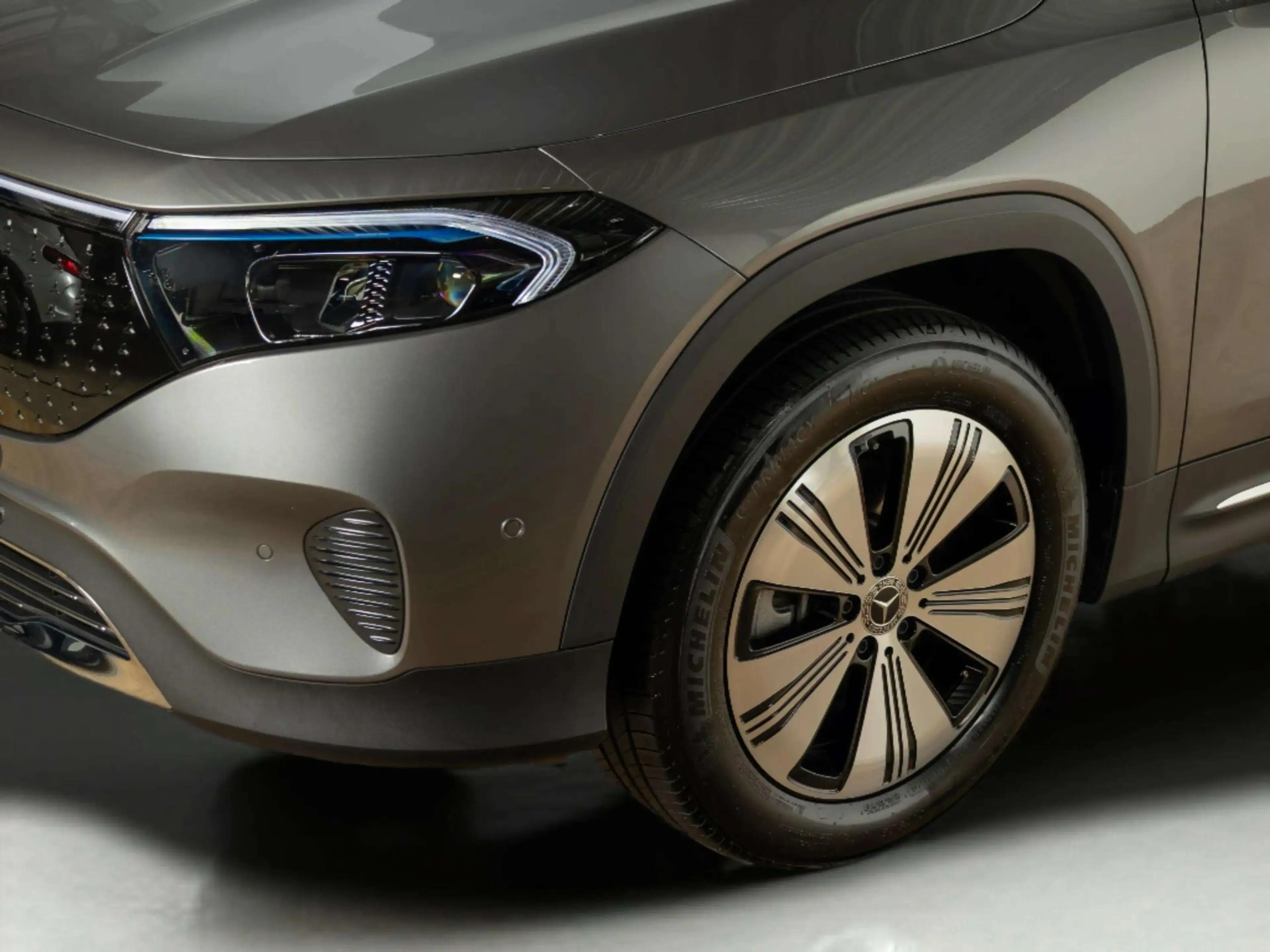 Mercedes-Benz EQB 250 250+ Luxury Line 71 kWh — photo 7