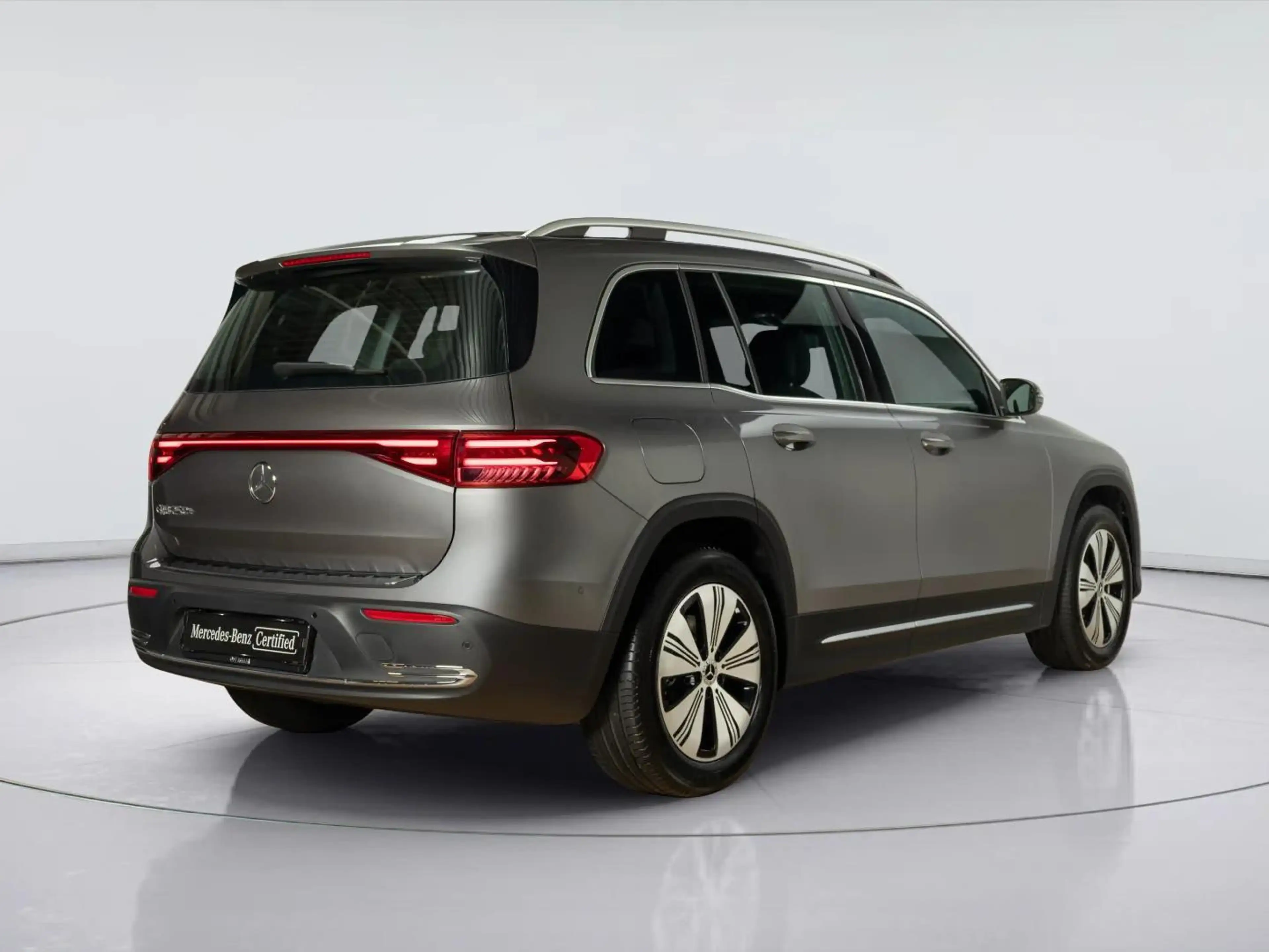 Mercedes-Benz EQB 250 250+ Luxury Line 71 kWh — photo 2